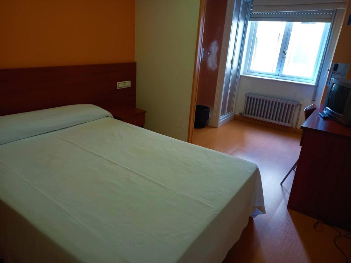 Pension San Roque Lugo Esterno foto